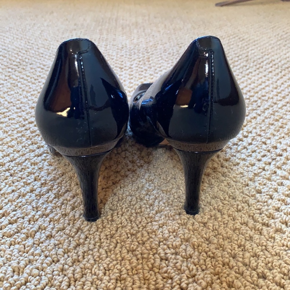 Cole Haan Peep Toe Black Patent Heel - Picture 3 of 7